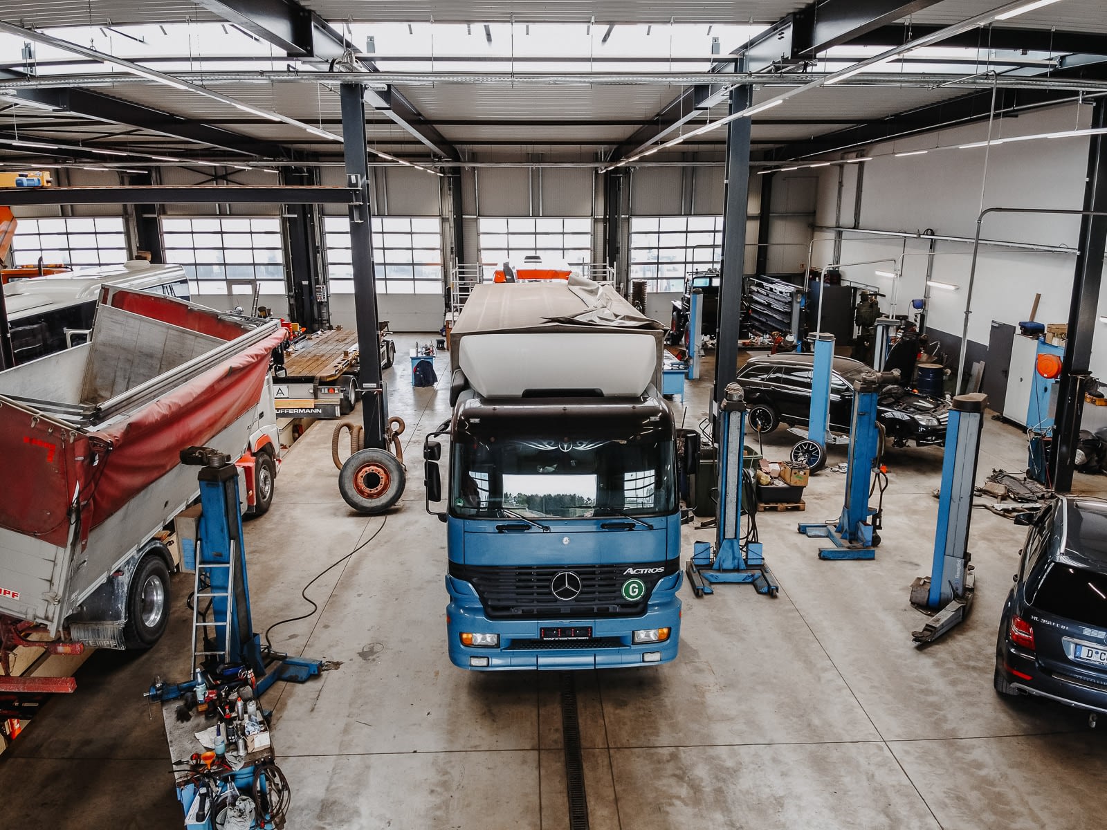 Helmut Und Helmuts Kfz- Werkstättle Gmbh Unsere Geschichte – 2 - Michels Kfz-Werkstätte GmbH